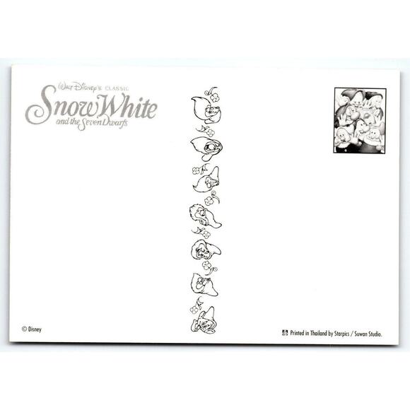 Peeking Through The Door Snow White And The Seven Dwarfs Disney Postcard Vintage - Picture 2 of 2